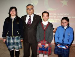 Oltu'da Öğrenciler şiirde yarıştı